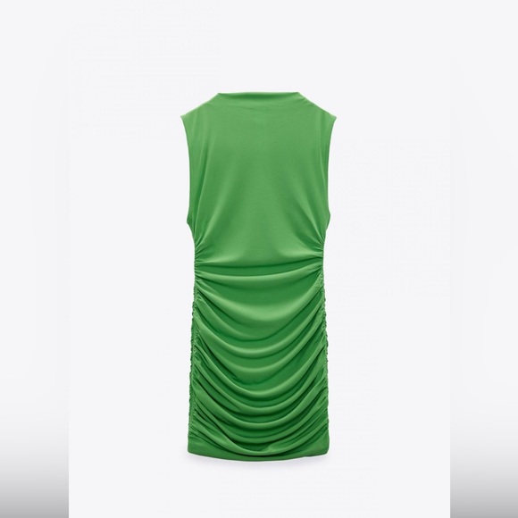 NWT ZARA Green Dress With Ruching Bloggers Favorite - Picture 5 of 7
